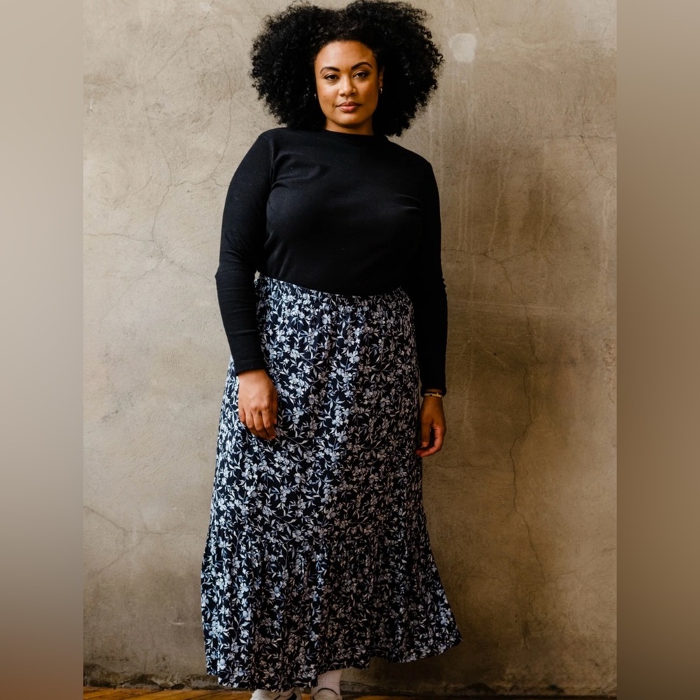 Able Catherine Maxi Flounce Skirt Black, Blue and White Floral Pattern Size:3X